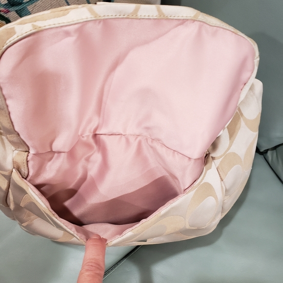 RARE FIND COACH SIGNATURE MONOGRAM HOBO HANDBAG.  COACH F22310 - Picture 4 of 12